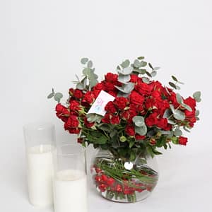 أناقة الورد الأحمر